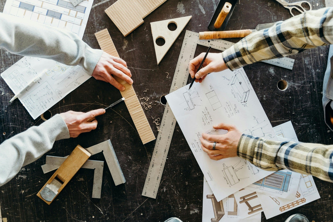 Beginner's Guide to Cosplay - Hand of Stardust