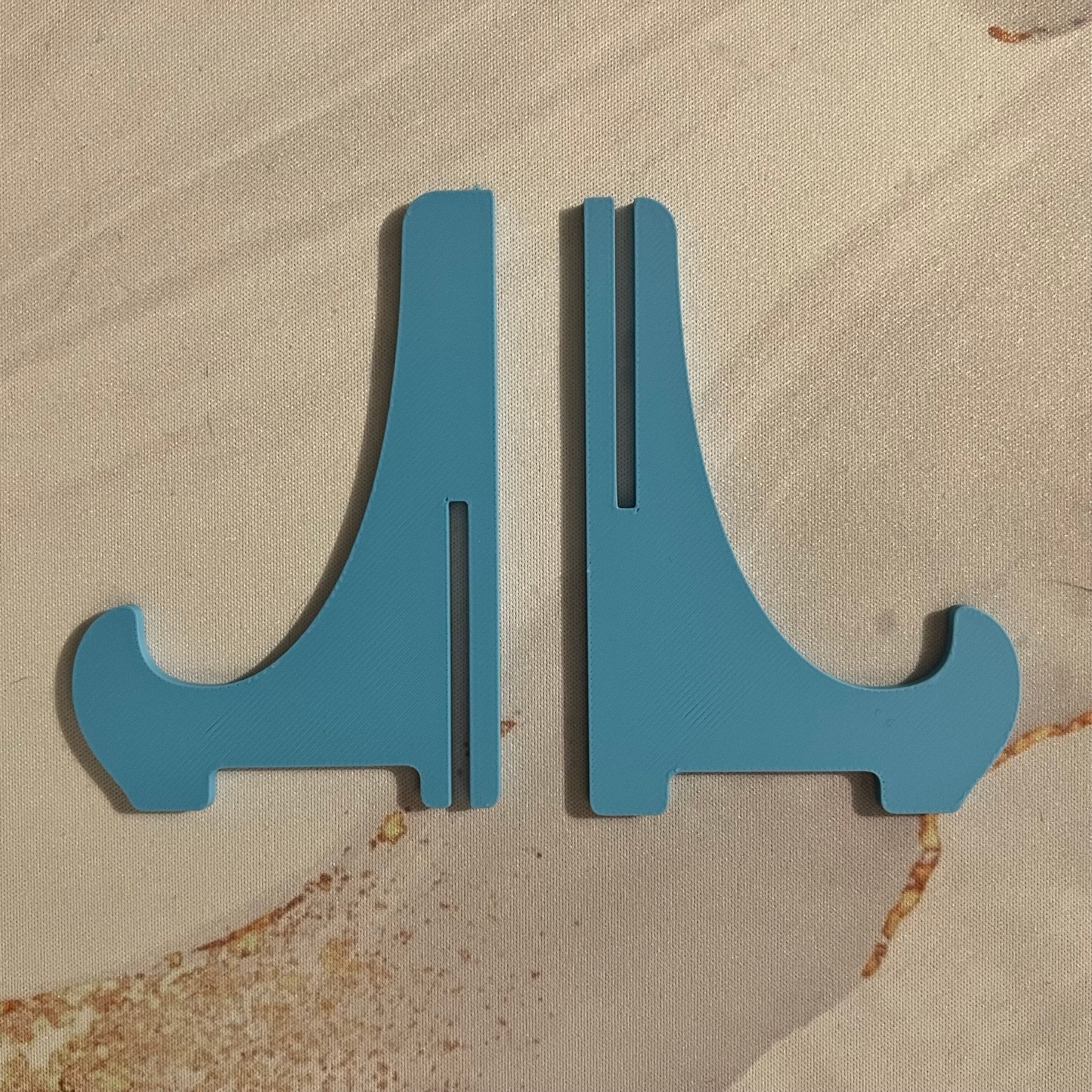 Flatpack Display Stand - For small items - Hand of Stardust