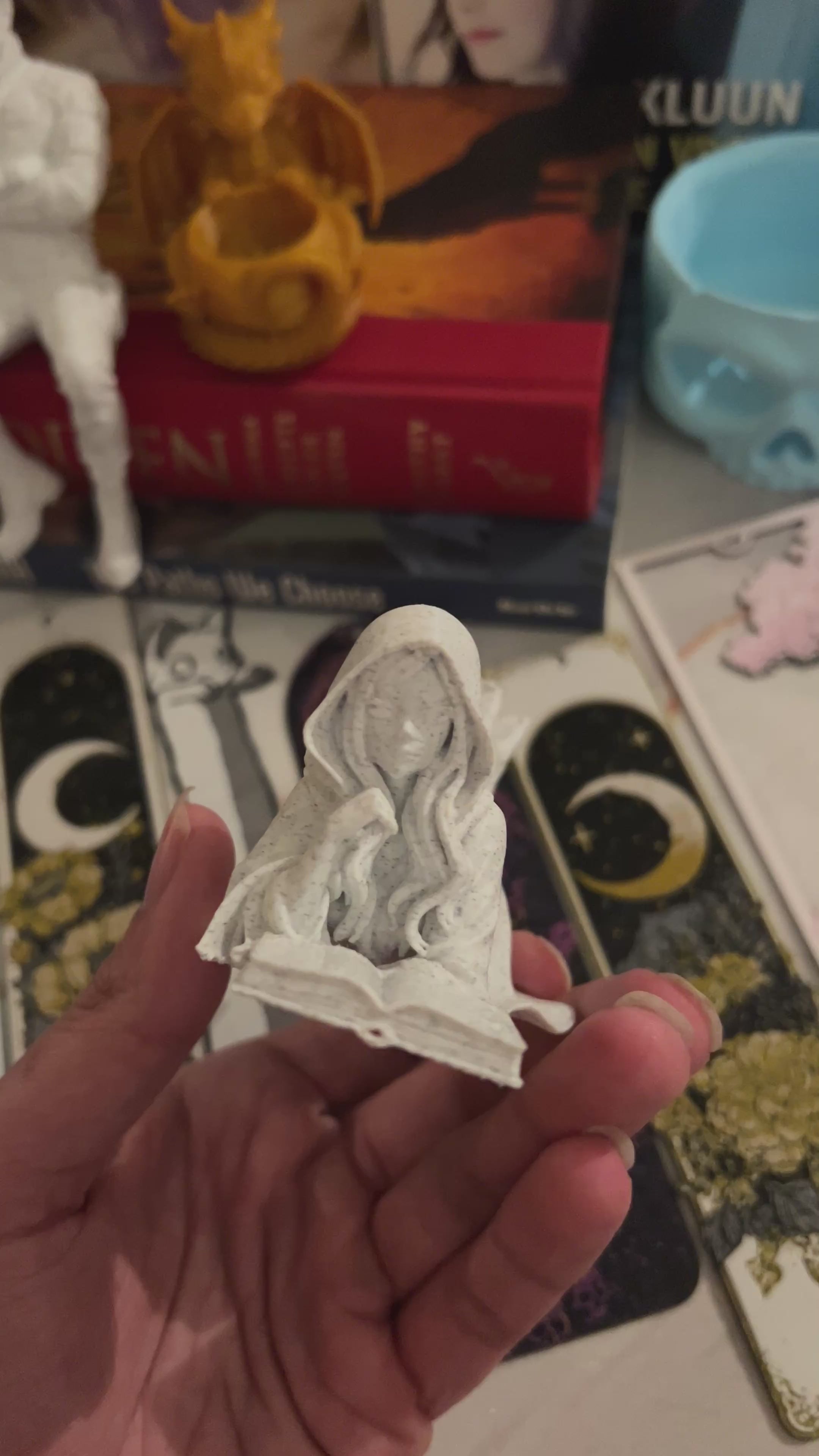 The Midnight Fae - Bookshelf Decoration