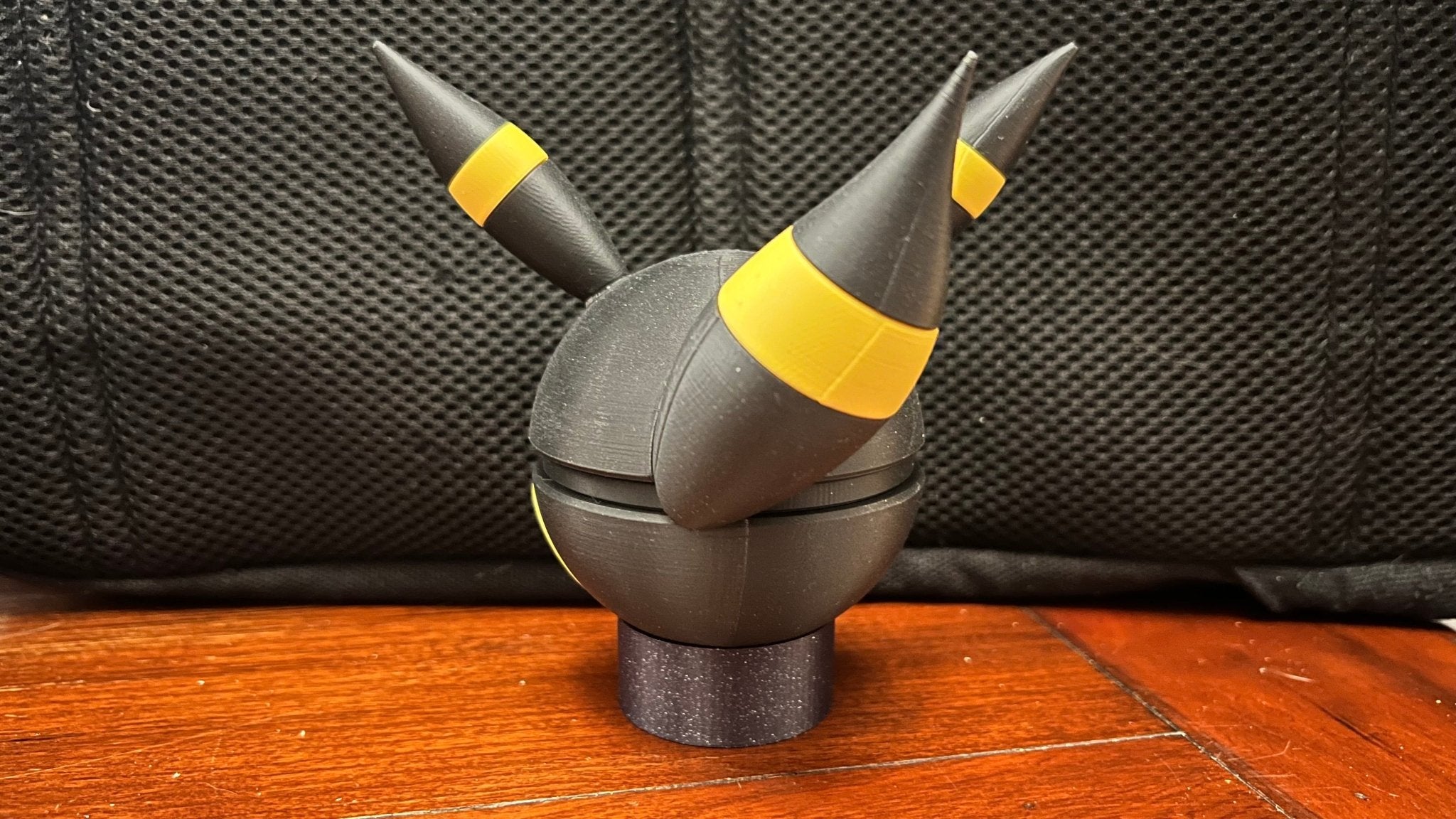 "Umbreon" finished rear view - Model Kit - 3D Printed - Hand of Stardust